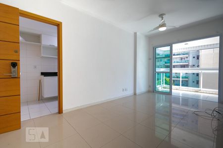 Sala de apartamento à venda com 2 quartos, 70m² em Jacarepaguá, Rio de Janeiro
