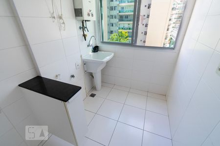 Apartamento à venda com 70m², 2 quartos e 1 vagaCozinha e Área de Serviço
