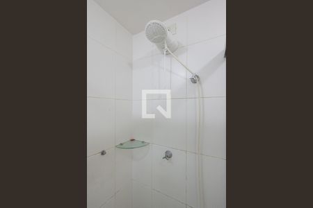 Banheiro Social de kitnet/studio para alugar com 1 quarto, 28m² em Mirandópolis, São Paulo