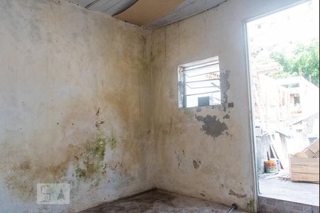 Casa à venda com 154m², 2 quartos e sem vagaDepósito