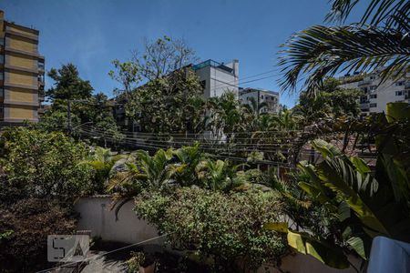 Casa à venda com 200m², 3 quartos e 1 vagaVista Varanda Quarto 1 e Quarto 2