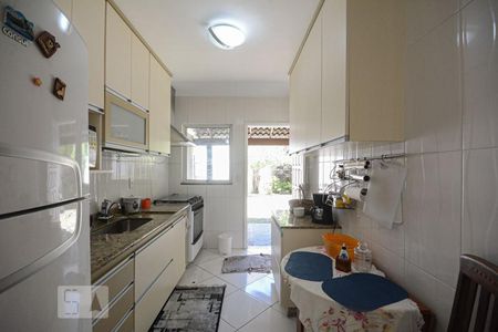 Casa à venda com 200m², 3 quartos e 1 vagaCozinha
