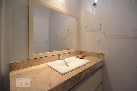 Casa à venda com 200m², 3 quartos e 1 vagaBanheiro Social