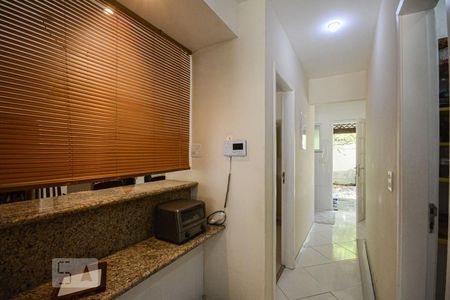 Casa à venda com 200m², 3 quartos e 1 vagaCozinha - Corredor Área de Serviço