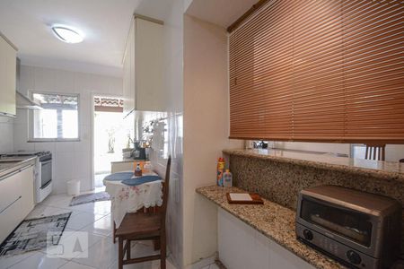 Casa à venda com 200m², 3 quartos e 1 vagaCozinha