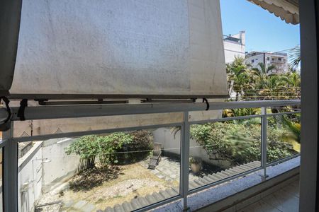 Casa à venda com 200m², 3 quartos e 1 vagaQuarto 2 - Acesso Varanda