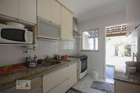 Casa à venda com 200m², 3 quartos e 1 vagaCozinha