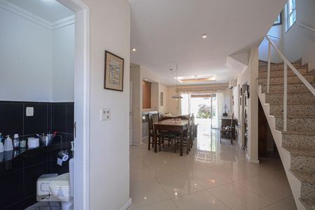 Sala de casa para alugar com 3 quartos, 200m² em Anil, Rio de Janeiro