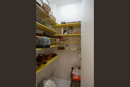 Casa à venda com 200m², 3 quartos e 1 vagaCozinha - Despensa