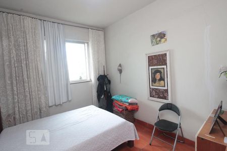 Quarto de casa à venda com 5 quartos, 270m² em Barroca, Belo Horizonte