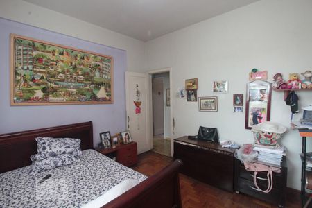 Quarto de casa à venda com 5 quartos, 270m² em Barroca, Belo Horizonte