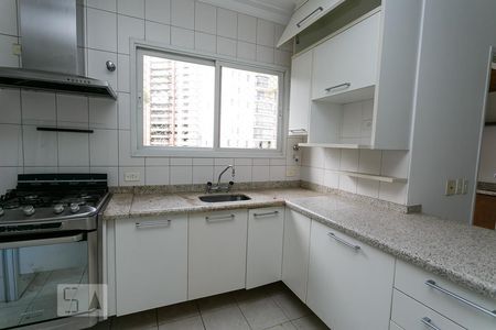 Apartamento à venda com 125m², 3 quartos e 3 vagasCozinha
