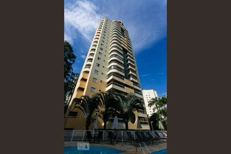 Apartamento à venda com 125m², 3 quartos e 3 vagasFachada do bloco