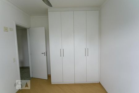 Apartamento à venda com 125m², 3 quartos e 3 vagasQuarto 2