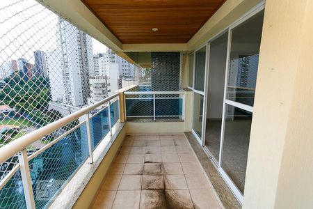 Apartamento à venda com 125m², 3 quartos e 3 vagasVaranda Sala