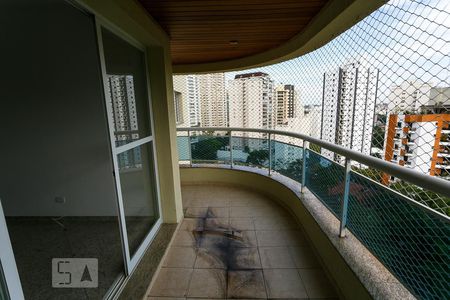 Apartamento à venda com 125m², 3 quartos e 3 vagasVaranda Sala