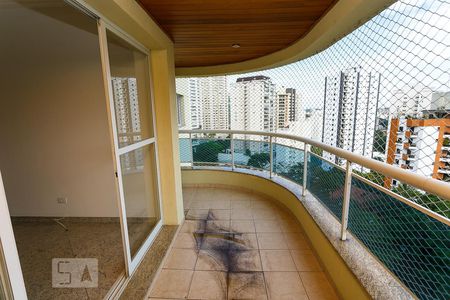 Apartamento à venda com 125m², 3 quartos e 3 vagasVaranda Sala