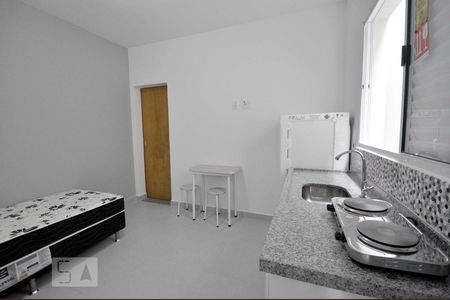 Quarto/Cozinha de kitnet/studio para alugar com 1 quarto, 15m² em Butantã, São Paulo