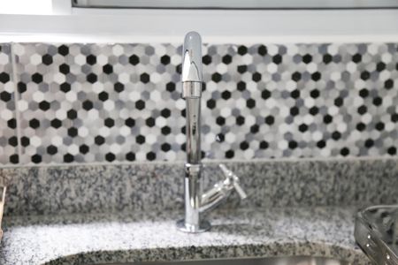 Studio para alugar com 15m², 1 quarto e sem vaga Studio para alugar com 15m², 1 quarto e sem vagadetalhe torneira