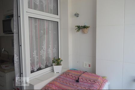 Apartamento à venda com 60m², 2 quartos e 1 vagaÁrea de Serviço