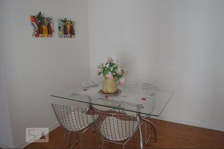 Apartamento à venda com 60m², 2 quartos e 1 vagaSala