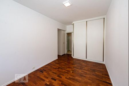 Apartamento à venda com 150m², 4 quartos e 2 vagasSuíte