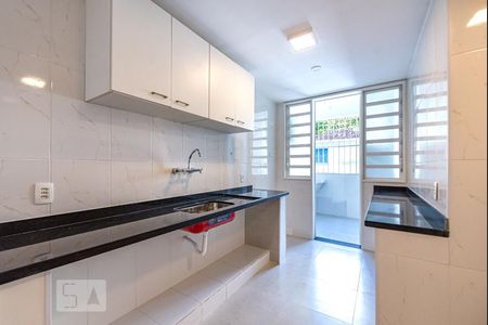 Apartamento à venda com 150m², 4 quartos e 2 vagasCozinha
