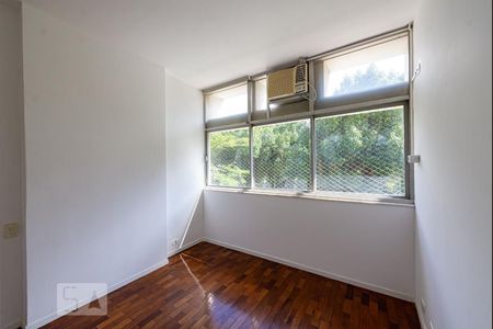 Apartamento à venda com 150m², 4 quartos e 2 vagasQuarto 1