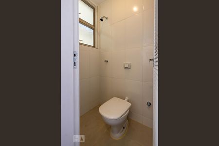 Apartamento à venda com 150m², 4 quartos e 2 vagasBanheiro de Serviço