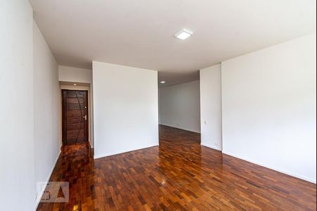 Apartamento à venda com 150m², 4 quartos e 2 vagasSala
