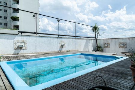 Apartamento à venda com 175m², 3 quartos e 3 vagasPiscina