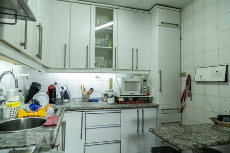 Apartamento à venda com 175m², 3 quartos e 3 vagasCozinha