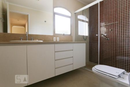Apartamento para alugar com 110m², 3 quartos e 1 vaga Apartamento para alugar com 110m², 3 quartos e 1 vagaBanheiro