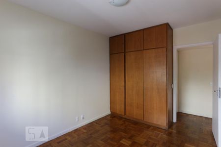Apartamento para alugar com 110m², 3 quartos e 1 vaga Apartamento para alugar com 110m², 3 quartos e 1 vagaQuarto 02