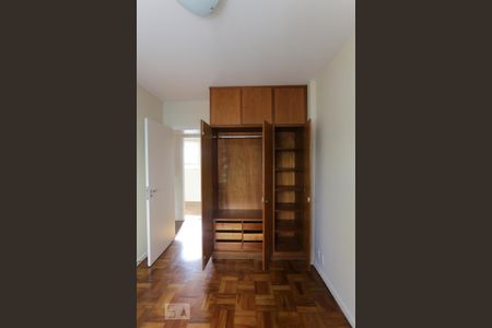 Apartamento para alugar com 110m², 3 quartos e 1 vaga Apartamento para alugar com 110m², 3 quartos e 1 vagaQuarto 01