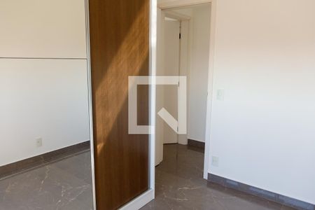 Quarto 1  de apartamento para alugar com 2 quartos, 62m² em Continental, Osasco