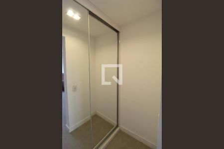 Apartamento à venda com 73m², 1 quarto e 1 vagaCloset