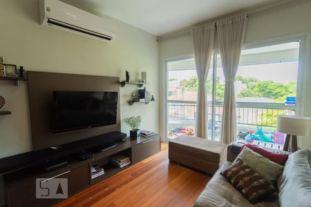 Sala de apartamento à venda com 3 quartos, 100m² em Alto de Pinheiros, São Paulo