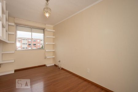 Sala de apartamento para alugar com 3 quartos, 72m² em Jardim Itu-sabará, Porto Alegre