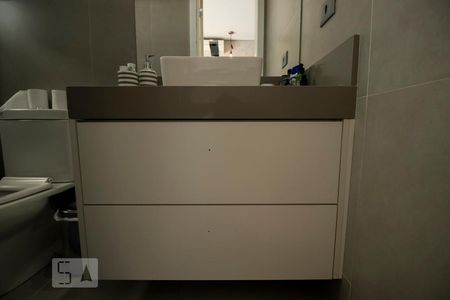 Casa para alugar com 480m², 3 quartos e 2 vagas Casa para alugar com 480m², 3 quartos e 2 vagasBanheiro da Suíte 3