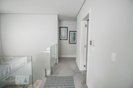Casa para alugar com 480m², 3 quartos e 2 vagas Casa para alugar com 480m², 3 quartos e 2 vagasCorredor