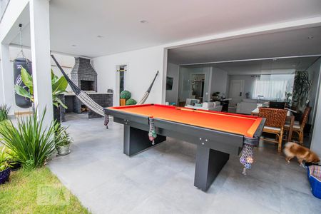 Casa para alugar com 480m², 3 quartos e 2 vagas Casa para alugar com 480m², 3 quartos e 2 vagasVaranda