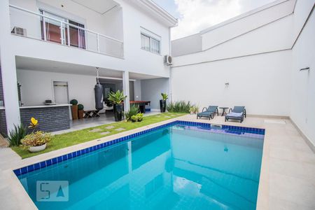 Casa para alugar com 480m², 3 quartos e 2 vagas Casa para alugar com 480m², 3 quartos e 2 vagasÁrea Externa Piscina