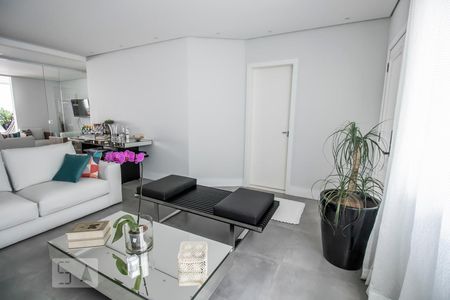 Sala de casa para alugar com 3 quartos, 480m² em Parque Jabaquara, São Paulo