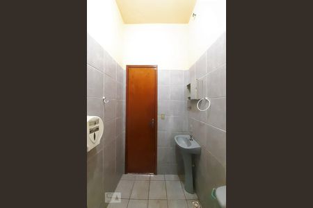 Apartamento para alugar com 60m², 2 quartos e sem vagaBanheiro Social