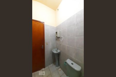 Apartamento para alugar com 60m², 2 quartos e sem vagaBanheiro Social