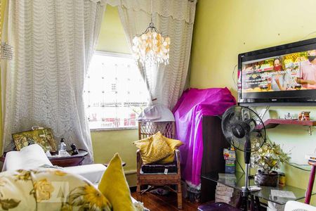 Sala de apartamento à venda com 1 quarto, 40m² em Cacuia, Rio de Janeiro