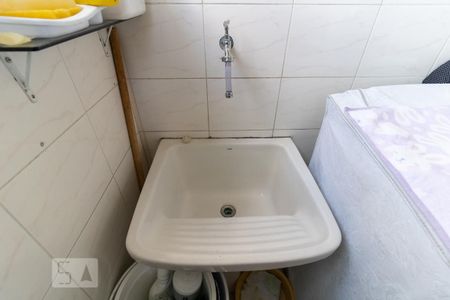 Apartamento à venda com 78m², 2 quartos e 2 vagas Apartamento à venda com 78m², 2 quartos e 2 vagasLavanderia