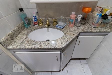 Apartamento à venda com 78m², 2 quartos e 2 vagas Apartamento à venda com 78m², 2 quartos e 2 vagasBanheiro