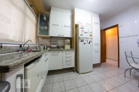 Apartamento à venda com 136m², 4 quartos e 2 vagasCozinha